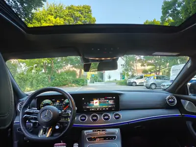 Mercedes-Benz CLS 53 AMG 4Matic+ — Berline sportive hybride, 32 900 km seulement — interni