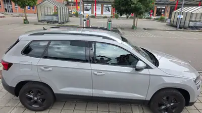 Skoda Karoq 1.5 TSI ACT Style DSG — SUV compact fiable, 155'000 km, sans sinistre — Innenraum