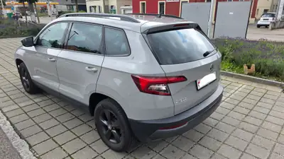 Skoda Karoq 1.5 TSI ACT Style DSG — SUV compact fiable, 155'000 km, sans sinistre — Miniatur 7