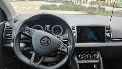 Skoda Karoq 1.5 TSI ACT Style DSG — SUV compact fiable, 155'000 km, sans sinistre — Miniatur 15