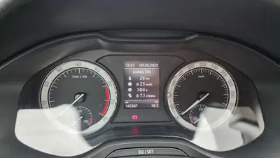 Skoda Karoq 1.5 TSI ACT Style DSG — SUV compact fiable, 155'000 km, sans sinistre — Miniatur 13