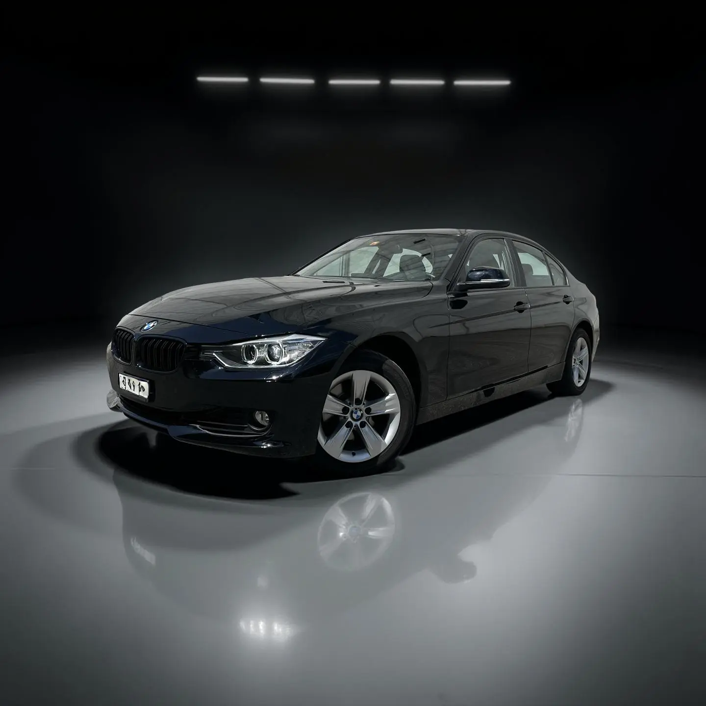 BMW 320i xDrive Steptronic — Berline polyvalente, transmission intégrale et sièges chauffants