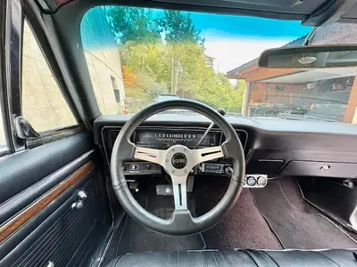 Chevrolet Nova 1971 — La compacte muscle car aux vraies origines américaines — cruscotto
