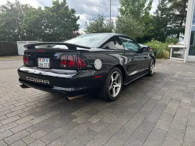 Ford Mustang SVT Cobra 1998 — Muscle car légendaire, 306 ch et boîte manuelle — Miniatura 11