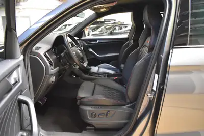 Skoda Kodiaq 2.0 TSI 4x4 RS — SUV premium 245 ch, seulement 37'000 km — Miniature 13