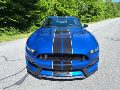 Ford Mustang Shelby GT350 — Légende américaine, 533 ch et seulement 29'900 km — Seitenansicht