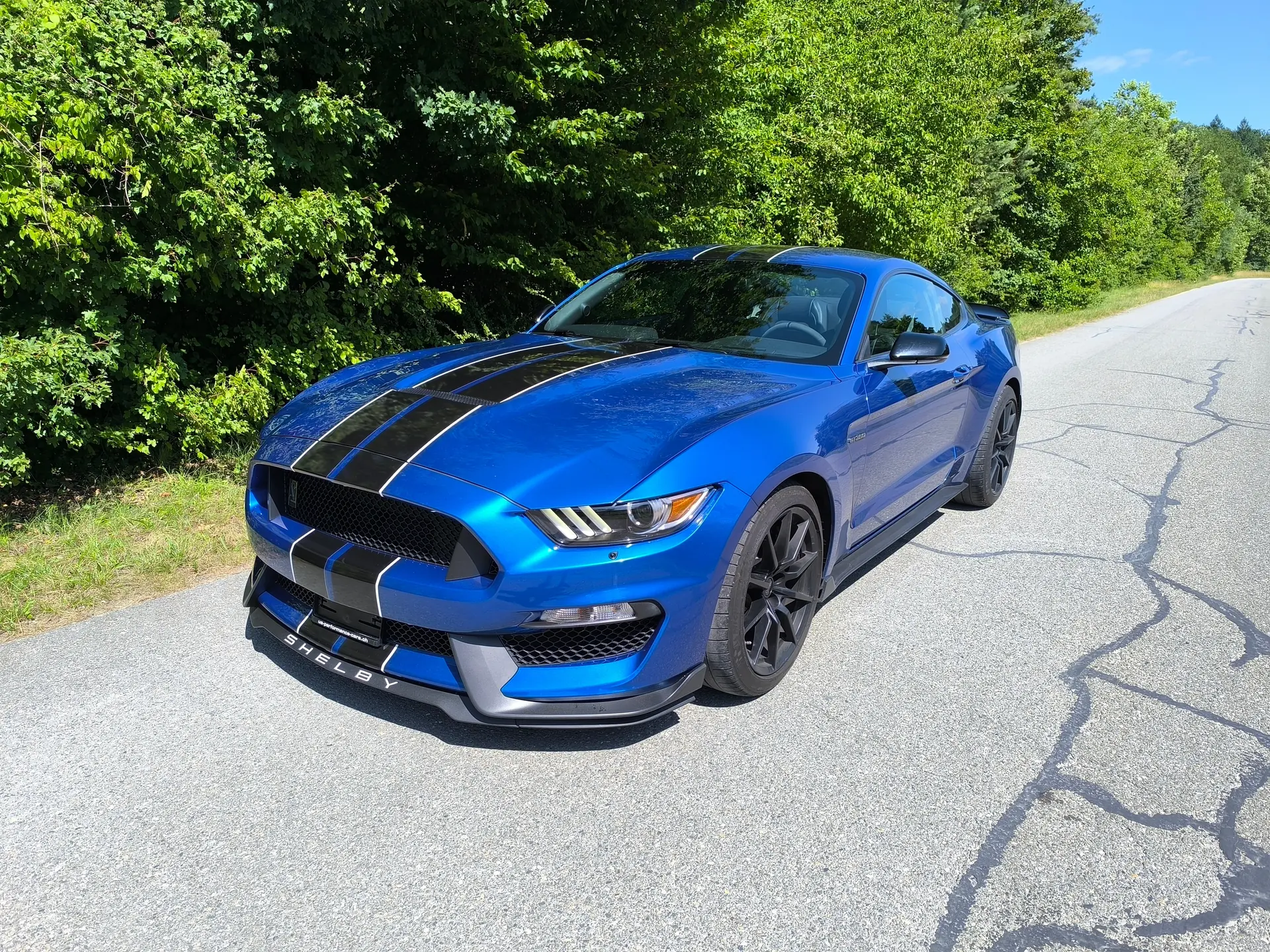 Ford Mustang Shelby GT350 — Légende américaine, 533 ch et seulement 29'900 km — Außenansicht