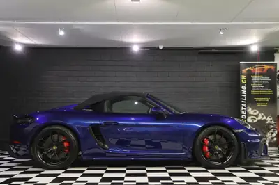 Porsche 718 Boxster 4.0 Spyder — Cabriolet haute performance, 21 000 km seulement — exterior view