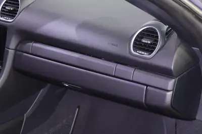 Porsche 718 Boxster 4.0 Spyder — Cabriolet haute performance, 21 000 km seulement — Thumbnail 13