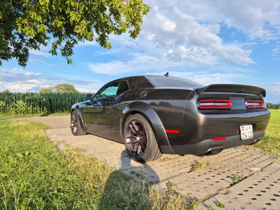 Dodge Challenger SRT Hellcat Redeye Widebody — 808 ch de pure puissance, seulement 39'000 km — Detail