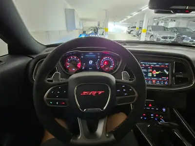 Dodge Challenger SRT Hellcat Redeye Widebody — 808 ch de pure puissance, seulement 39'000 km — Miniatur 16
