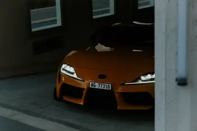 Toyota Supra GR 3.0i Turbo — Coupé sportif 340 ch, faible kilométrage — Miniature 30