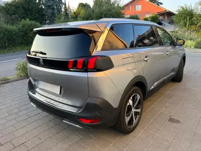 Peugeot 5008 1.6 BlueHDi Allure — SUV 7 places diesel, entretien soigné — cruscotto