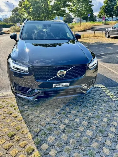 Volvo XC90 2.0 T8 TE Plus Dark — SUV 7 places hybride rechargeable, 40'000 km — Seitenansicht
