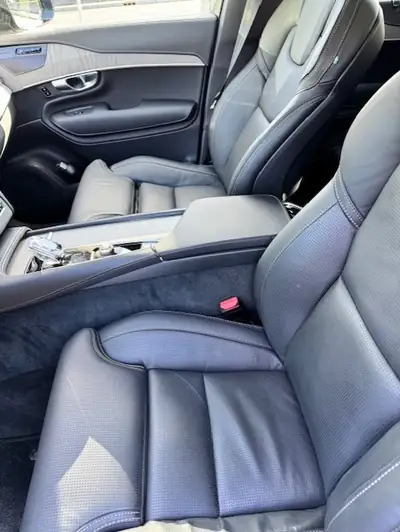 Volvo XC90 2.0 T8 TE Plus Dark — SUV 7 places hybride rechargeable, 40'000 km — Miniatur 9