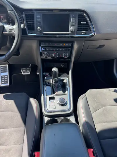SEAT Ateca 150 ch — SUV compact sportif, essence automatique, kilométrage faible — Miniatur 8
