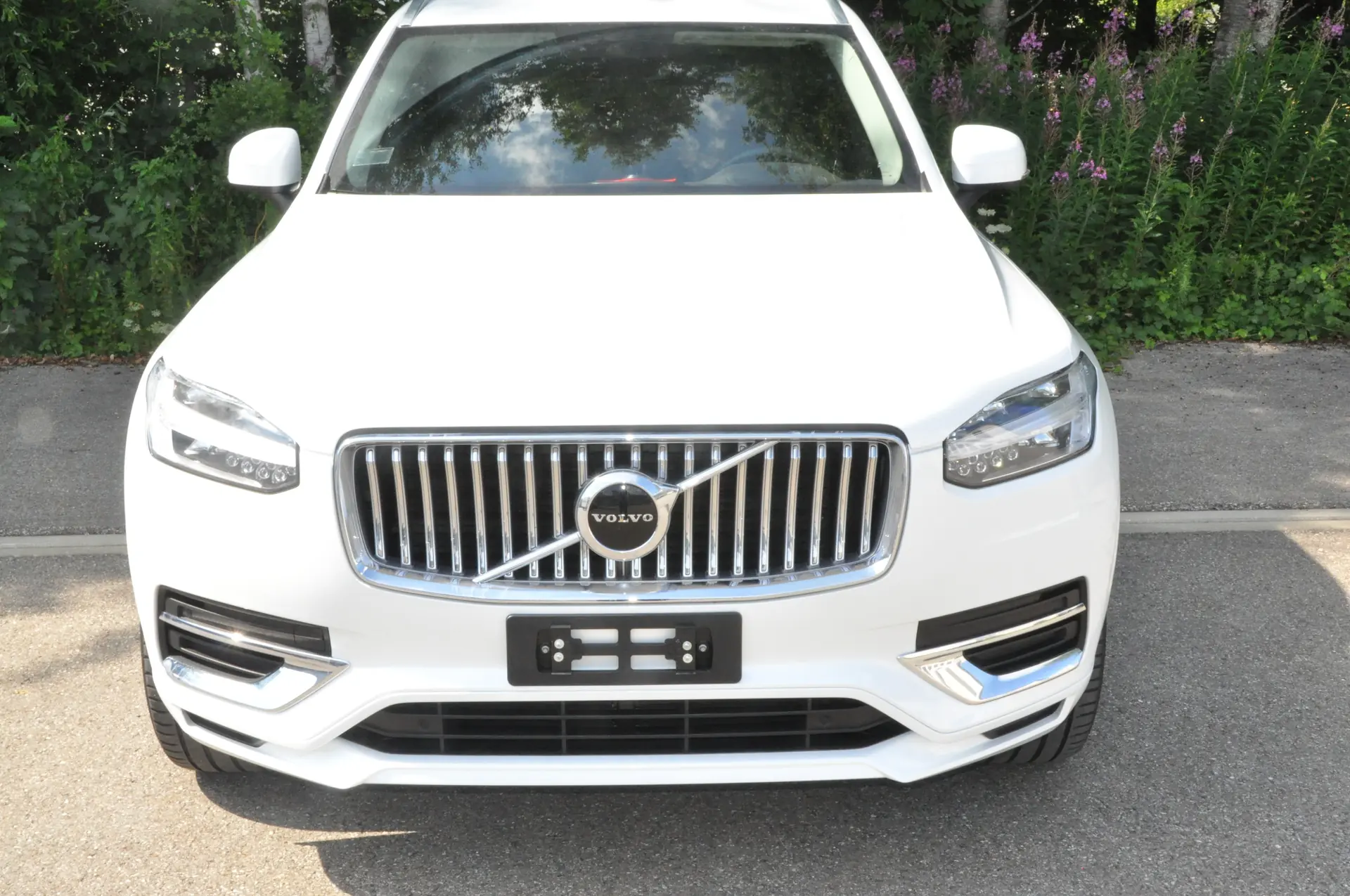 Volvo XC90 T5 AWD Inscription — SUV 7 places premium, 58 800 km seulement — Außenansicht