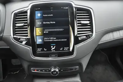 Volvo XC90 T5 AWD Inscription — SUV 7 places premium, 58 800 km seulement — Miniatur 8