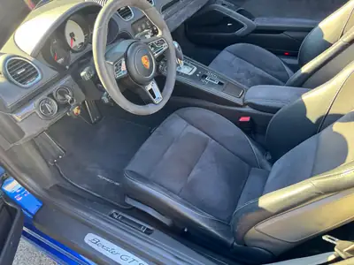 Porsche 718 Boxster GTS — Roadster sportif 366 ch, faible kilométrage — Miniature 7