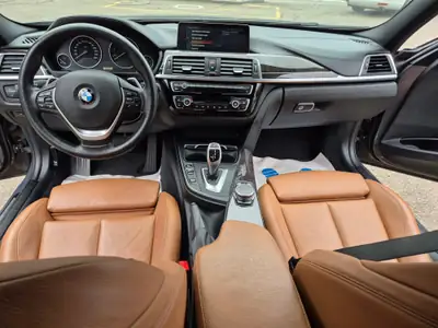 BMW 330i xDrive Touring — Break sportif, 252 ch et transmission intégrale — dashboard