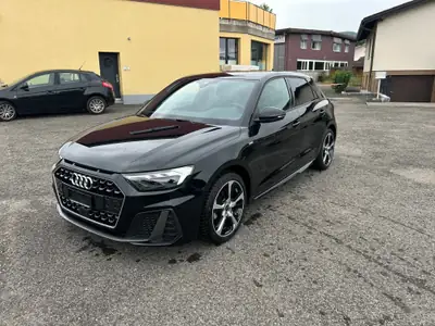 Audi A1 Sportback 30 TFSI S Line — Citadine dynamique, 5 200 km seulement — Thumbnail 7