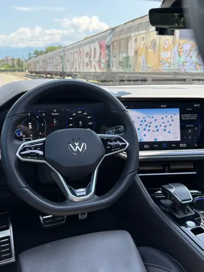 VW Touareg 3.0 TDI R Line — SUV premium diesel, 48 000 km, garantie constructeur — Miniatur 8