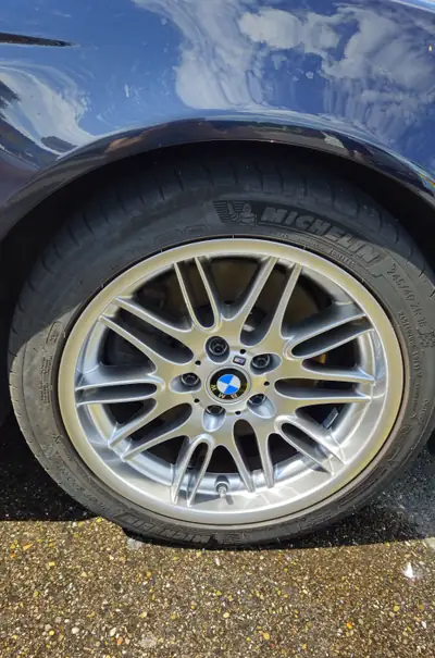 BMW M5 — Berline sportive de prestige, 400 ch et révision complète 2022 — Miniatura 13