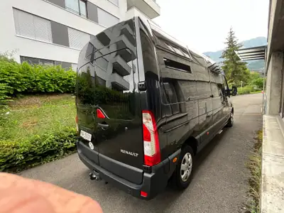 Renault Master T39 Blue dCi 165 — Bus 16 places, motorisation robuste et économe — vista posteriore