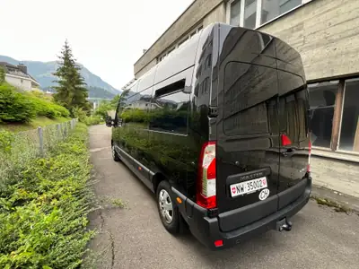 Renault Master T39 Blue dCi 165 — Bus 16 places, motorisation robuste et économe — interni
