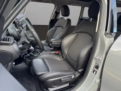 MINI Cooper Steptronic — Citadine urbaine dynamique, entretien inclus et faible kilométrage — Miniatur 9