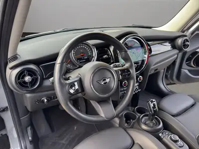 MINI Cooper Steptronic — Citadine urbaine dynamique, entretien inclus et faible kilométrage — Miniatur 10