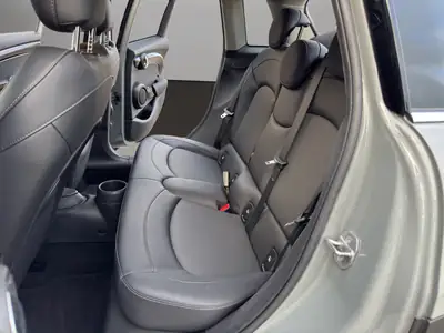 MINI Cooper Steptronic — Citadine urbaine dynamique, entretien inclus et faible kilométrage — Miniatur 13