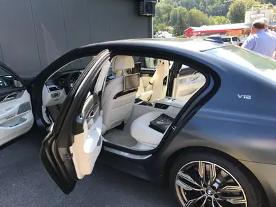 BMW M760 Li xDrive — Berline de luxe 610 ch, seulement 91'000 km — Innenraum
