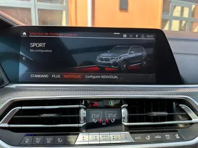 BMW X5 xDrive 40i M-Sport — SUV 7 places premium, toit panoramique et suspension pneumatique — Miniature 21