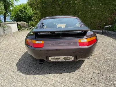 Porsche 928 S4 — Coupé sportif des années 80, fraîchement certifié Youngtimer — détail