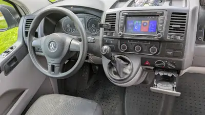 VW T5 2.0 TDI 4motion — Monospace 8 places robuste, toit relevable et autonomie maximale — Miniatura 7