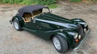 Morgan Plus 8 Roadster 1989 — Légende britannique, British Racing Green authentique — côté