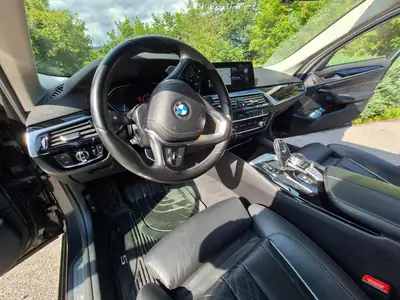 BMW 530d xDrive Sport Line — Diesel performant, 99'000 km, équipement premium — Seitenansicht