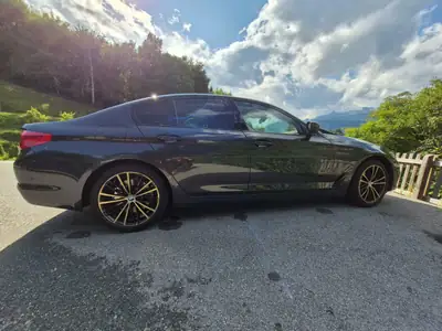 BMW 530d xDrive Sport Line — Diesel performant, 99'000 km, équipement premium — Miniatur 18
