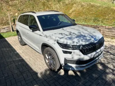 Skoda Kodiaq 2.0 TDI SportLine 4x4 — SUV robuste, 200 ch et transmission DSG — Außenansicht