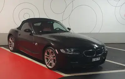 BMW Z4 2.0i Roadster 2009 — Cabriolet sportif, très peu kilométré, état impeccable — Miniature 16