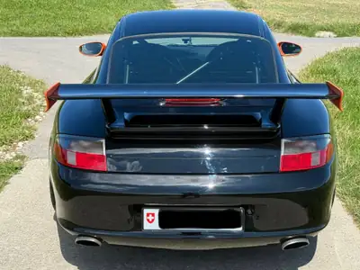 Porsche 911 GT3 2004 — Légendaire sportive, 381 ch et boîte manuelle — Heckansicht