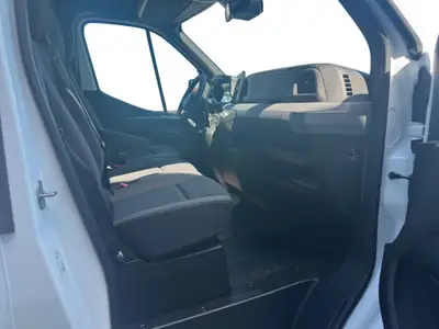 Nissan Interstar Acenta L2H1 — Utilitaire diesel fiable, quasi neuf avec 10 km — détail
