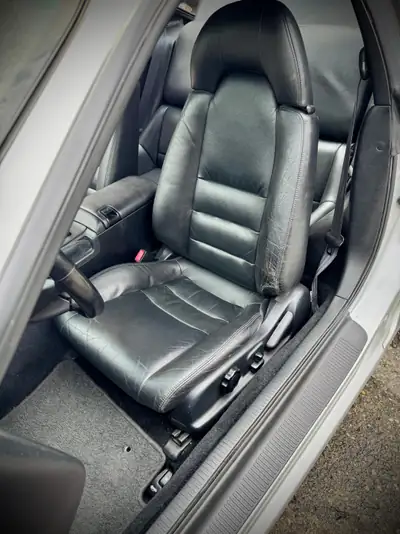 Toyota Supra 3.0i TwinTurbo — Coupé sport légendaire, 330 ch pure adrénaline — Miniatura 8