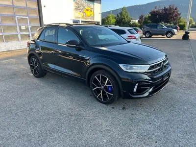 VW T-Roc 2.0 TSI R DSG 4Motion — SUV sportif 300 ch, tout-terrain, très faible kilométrage — side view
