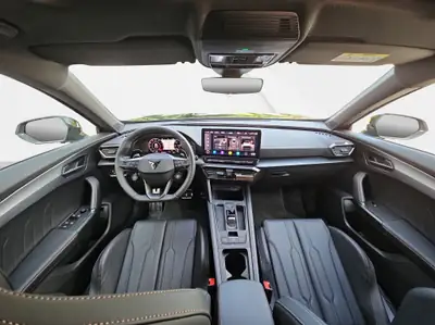 CUPRA Formentor 2.5 TSI 450 ch — SUV coupé haute performance, 4-roues motrices ABT — Miniature 16