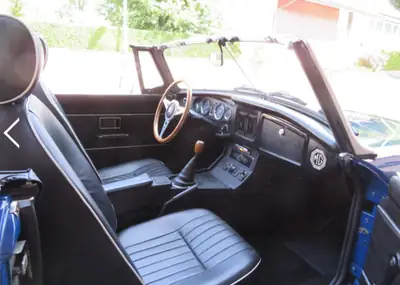 MG MGB Roadster Club Sport 1975 — Classique anglais authentique, 79 500 km — interni