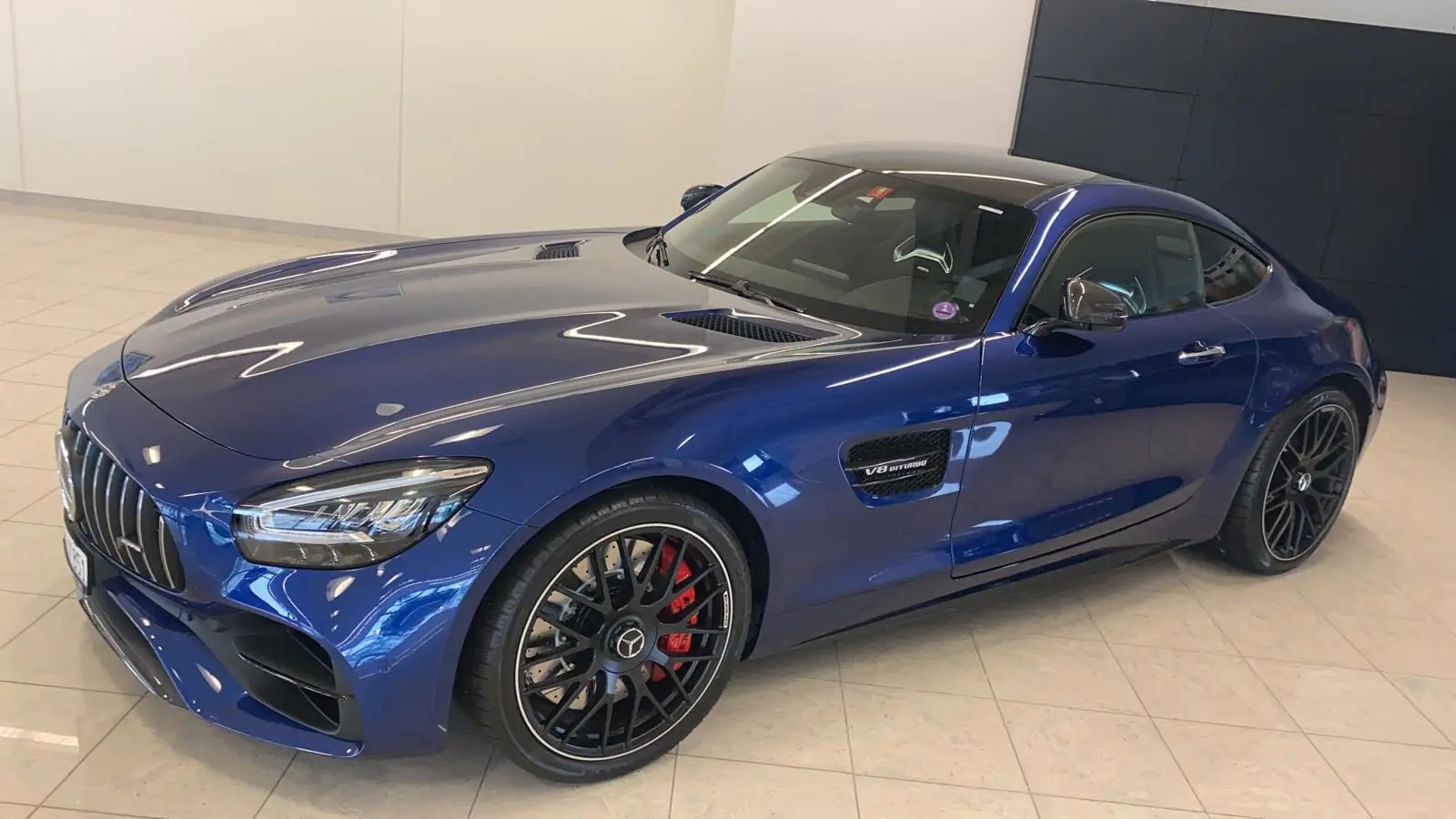 Mercedes-AMG GT C — Coupé sport 558 ch, très faible kilométrage — Außenansicht