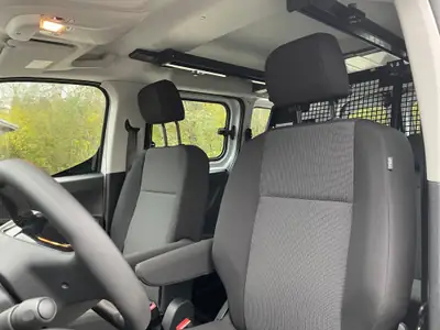Peugeot Partner Pro DANGEL 4×4 — Utilitaire tout-terrain diesel, 5000 km seulement — Miniatur 14
