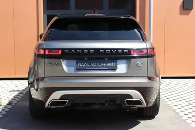 Land Rover Range Rover Velar D 300 First Edition — Diesel premium, toit ouvrant et caméra 360° — Miniature 8